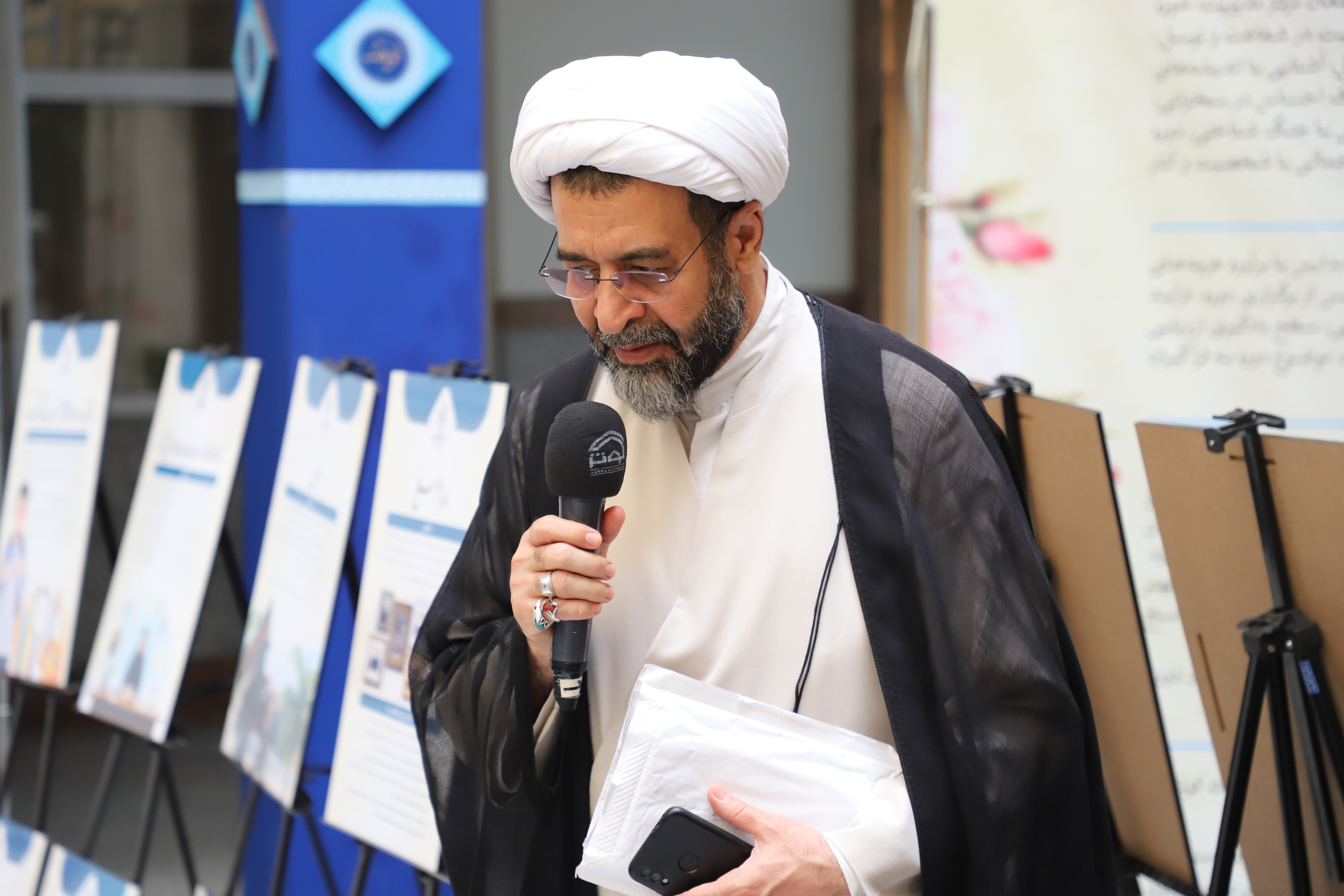 اربعین، فرصتی برای ارزیابی تبلیغی است/ مبلغان خواهر در اربعین حسینی، ارزشهای دینی و اخلاقی را به زائران انتقال دهند