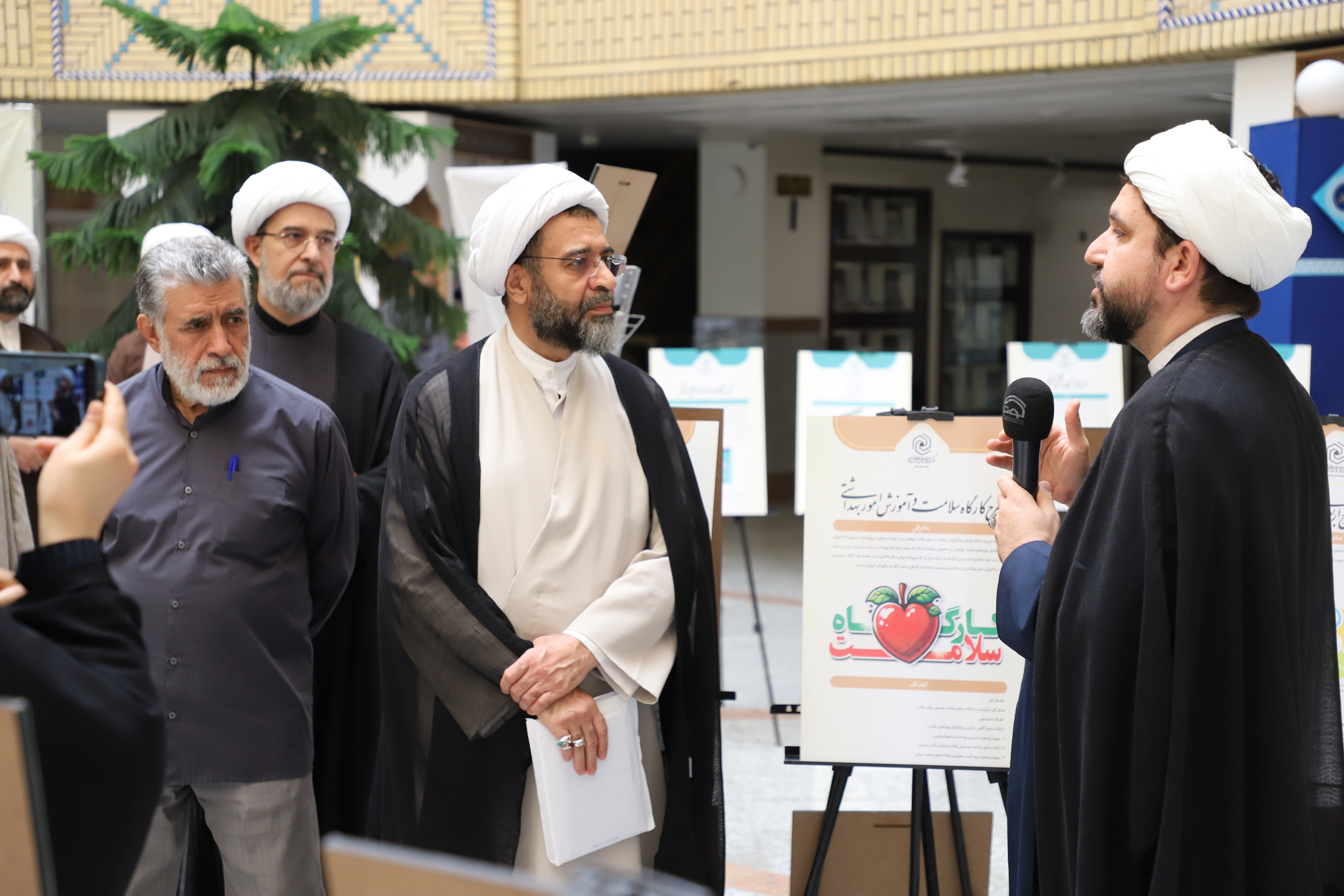 اربعین، فرصتی برای ارزیابی تبلیغی است/ مبلغان خواهر در اربعین حسینی، ارزش‌های دینی و اخلاقی را به زائران انتقال دهند 