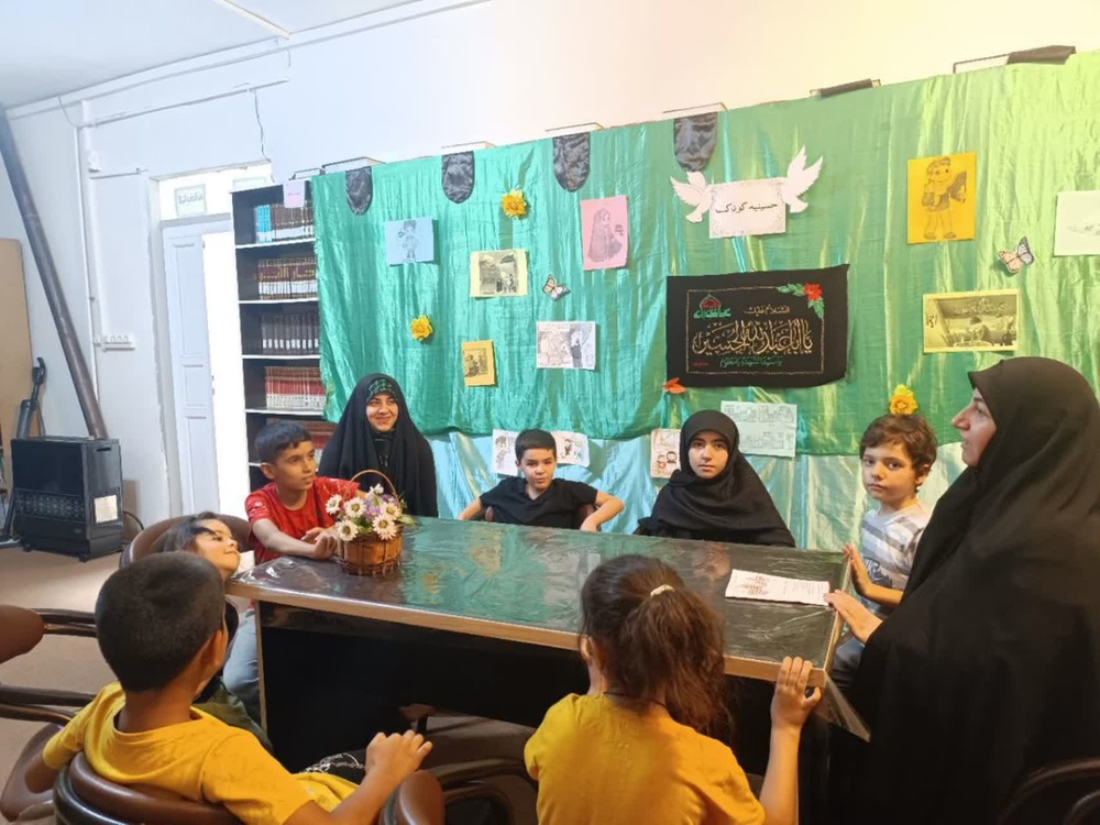 از فعالیت طلاب خواهر در نقطه صفر مرزی خسروی تا برپایی موکب شبانهروزی امام حسین(ع)+ تصاویر