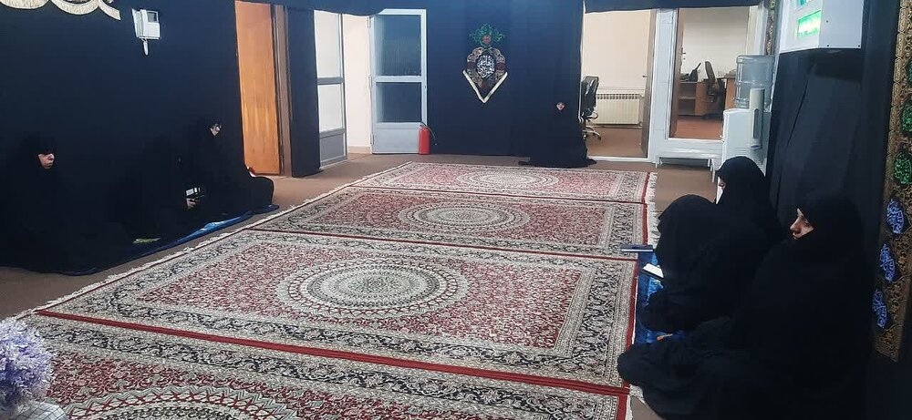 منتظر واقعی کسی است که خود، عامل به دین باشد