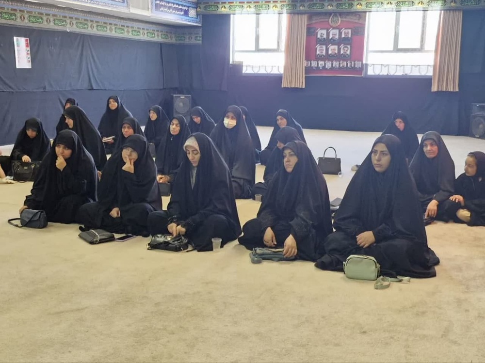 تحلیل مسائل روز در حوزه علمیه حضرت زینب (سلام الله علیها ) سریش آباد