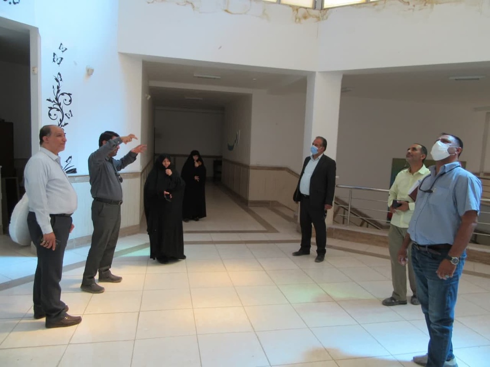 بازدید مدیرکل مرکز عمران و نوسازی حوزه‌های علمیه خواهران کشور از مدرسه علمیه حضرت زینب(س) یزد