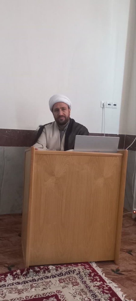 برگزاری کارگاه روش‌شناسی پاسخ به شبهات در مرکز تخصصی قروه 