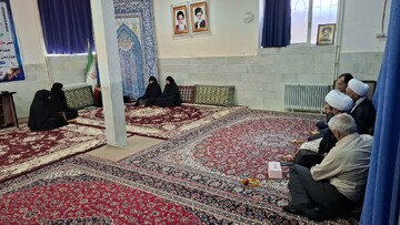 تصاویر/ بازدید مدیر حوزه علمیه خواهران استان مرکزی از مدرسه علمیه مهدیه خنداب