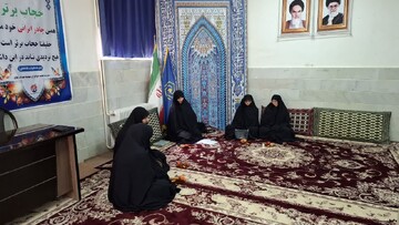 تصاویر/ بازدید مدیر حوزه علمیه خواهران استان مرکزی از مدرسه علمیه مهدیه خنداب