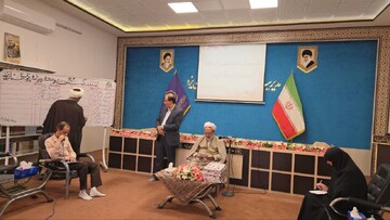 تصاویر/ هم‌اندیشی مدیران مدارس علمیه خواهران یزد با فرمانده سپاه الغدیر