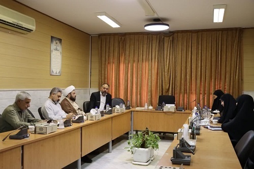 نشست تخصصی دپارتمان سلامت معنوی در قم