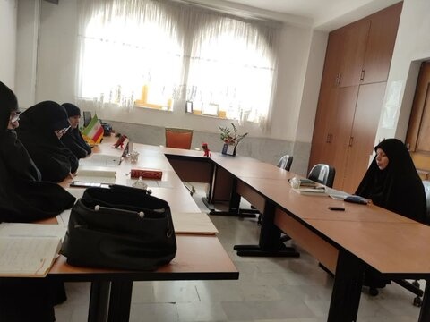 تصاویر/ مصاحبه داوطلبین حوزه در مدرسه علمیه تخصصی حضرت زینب کبری(س) رفسنجان