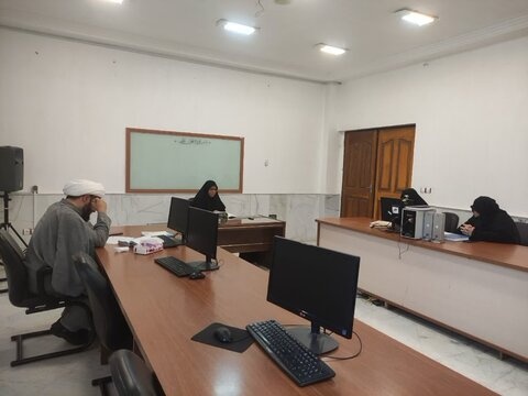 تصاویر/ مصاحبه داوطلبین حوزه در مدرسه علمیه تخصصی حضرت زینب کبری(س) رفسنجان