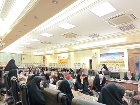 تصاویر/ برگزاری دوره توانا ویژه مبلغان بسیجی مدرسه علمیه حضرت زینب(س) کرمان