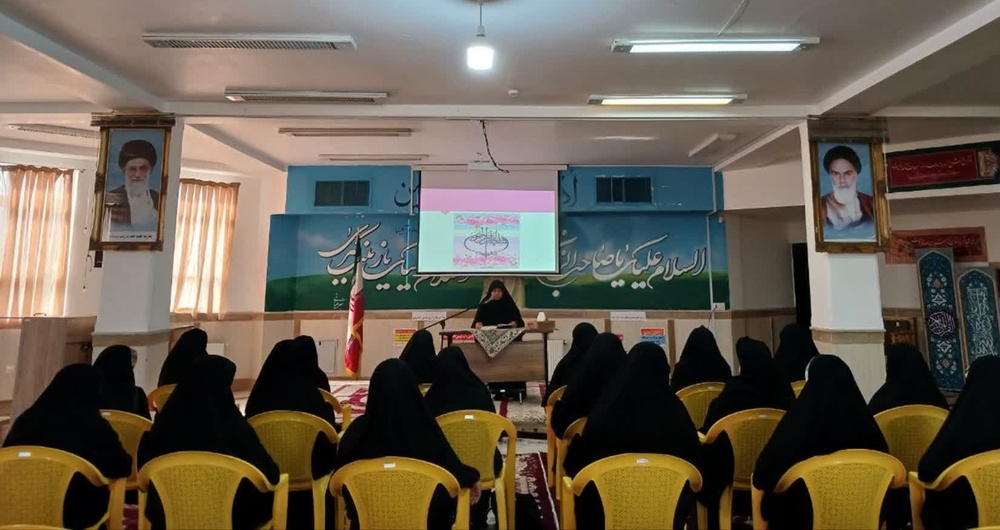 برگزاری آیین افتتاحیه طلاب جدیدالورود با شعار «حرکت در مسیر تعالی» 