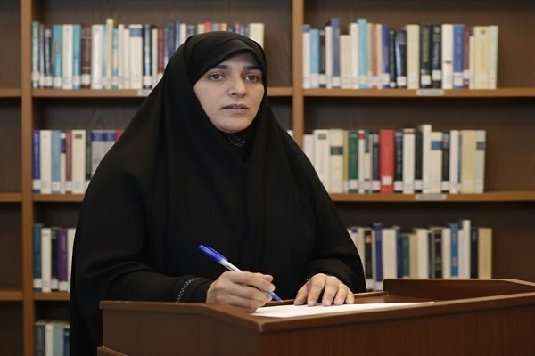 نقش آفرینی طلاب خواهر؛ از نخبگی در حوزه تا فرصت‌های ملی و بین‌المللی 