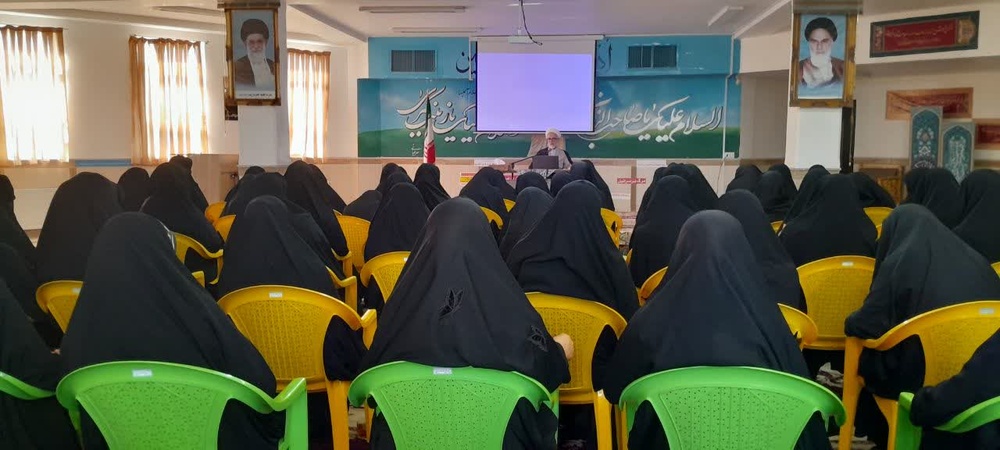 حوزههای علمیه کانون تاریخی آموزش علوم متعالی و پاسخگویی به شبهات دینی است