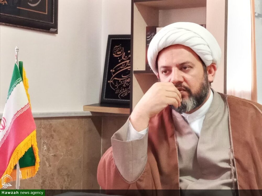 انقلاب اسلامی، زمینه‌ساز رشد علمی و معنوی طلاب 