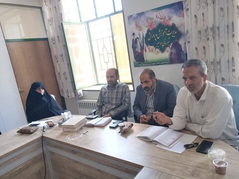 نشست مربیان امین با مسئولان شهرستان بردسیر