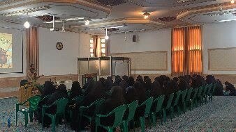  مراسم گرامیداشت هفته دفاع مقدس در مدرسه علمیه حضرت زینب(س) کرمان