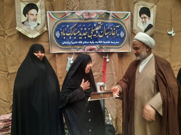 تصاویر/ همگامی علم و ایثار در مدرسه علمیه خواهران برازجان