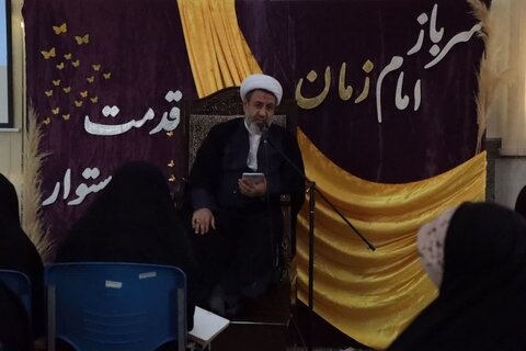 مراسم گرامیداشت هفته دفاع مقدس در مدرسه علمیه تخصصی فاطمیه کرمان