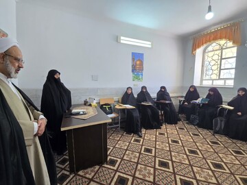 بازدید مدیر حوزه علمیه خواهران استان یزد از مدرسه علمیه معصومیه یزد+ تصاویر