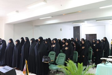 تصاویر/ برگزاری اولین سالگرد شهادت سیدحسن نصرالله در حوزه علمیه خواهران استان بوشهر