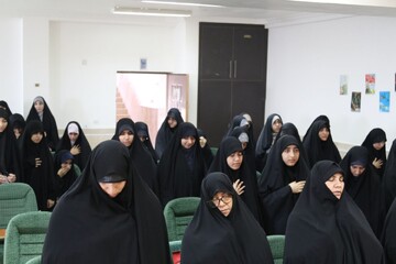 تصاویر/ برگزاری اولین سالگرد شهادت سیدحسن نصرالله در حوزه علمیه خواهران استان بوشهر