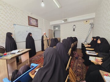 مدرسه علمیه ریحانه الرسول(س) یزد، مقصد تازه بازدیدهای سرزده مدیر حوزه علمیه خواهران استان یزد+تصاویر