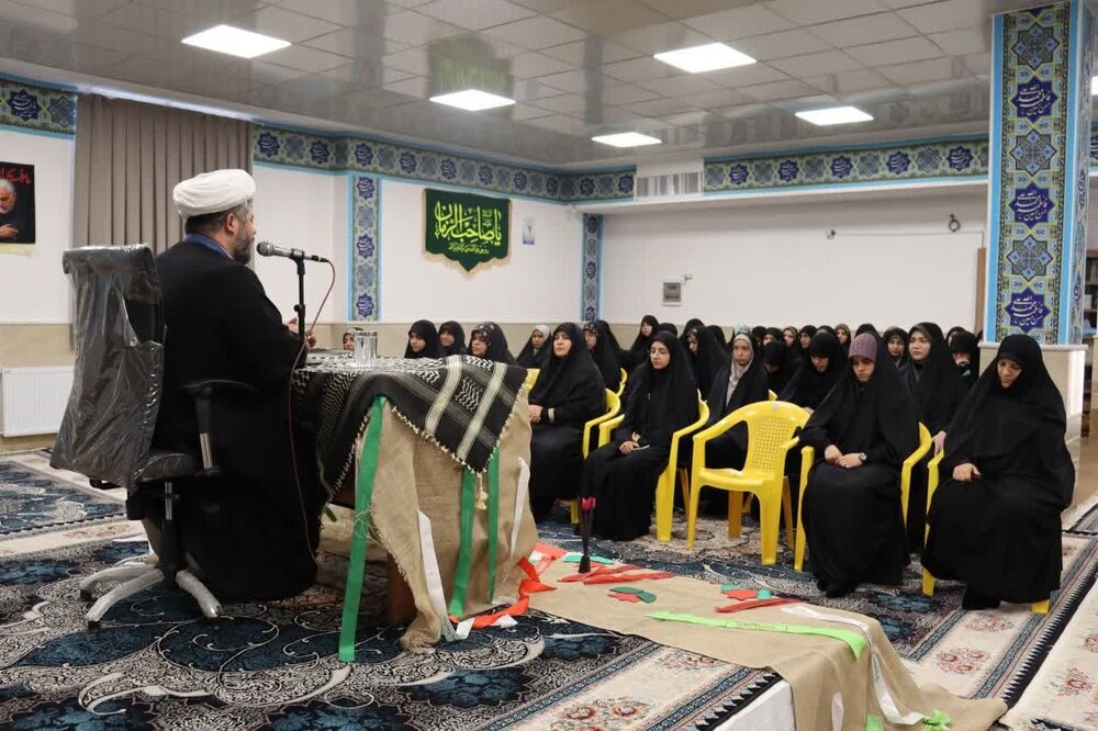 وظیفه مادری؛ مقدس‌ترین مسئولیت برای تربیت سرباز امام زمان(عج) است