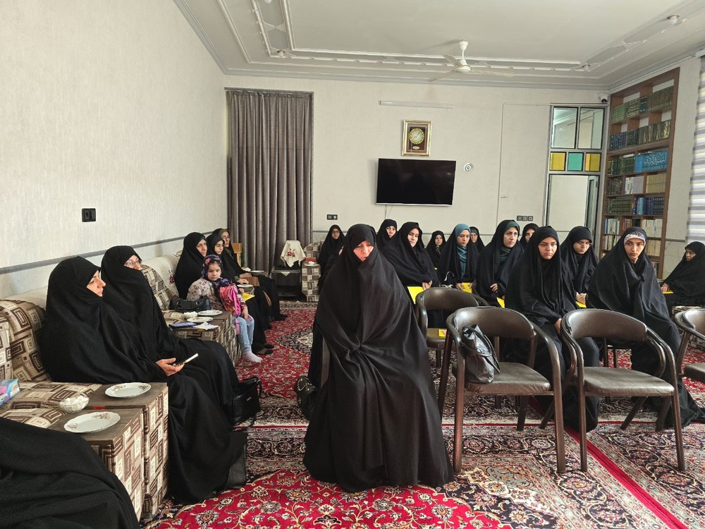 طلبگی توفیق یاری دین خداست