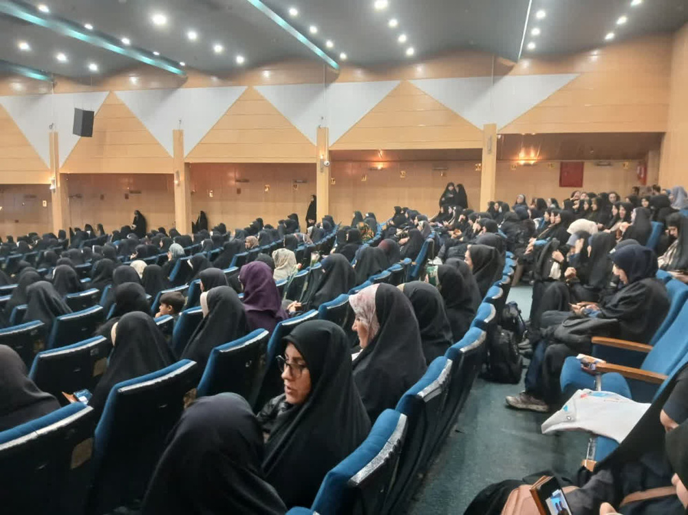 برگزاری همایش بی‌کرانه‌ها با محوریت نقش زنان در دفاع مقدس 