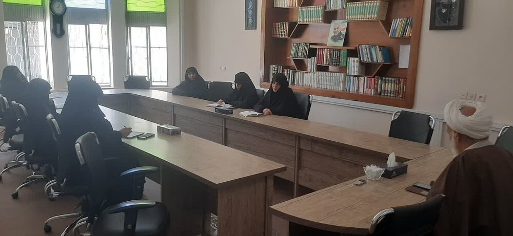 مرجعیت دینی و ولایت در امور دنیا، ریشه در زمان حضور ائمه دارد