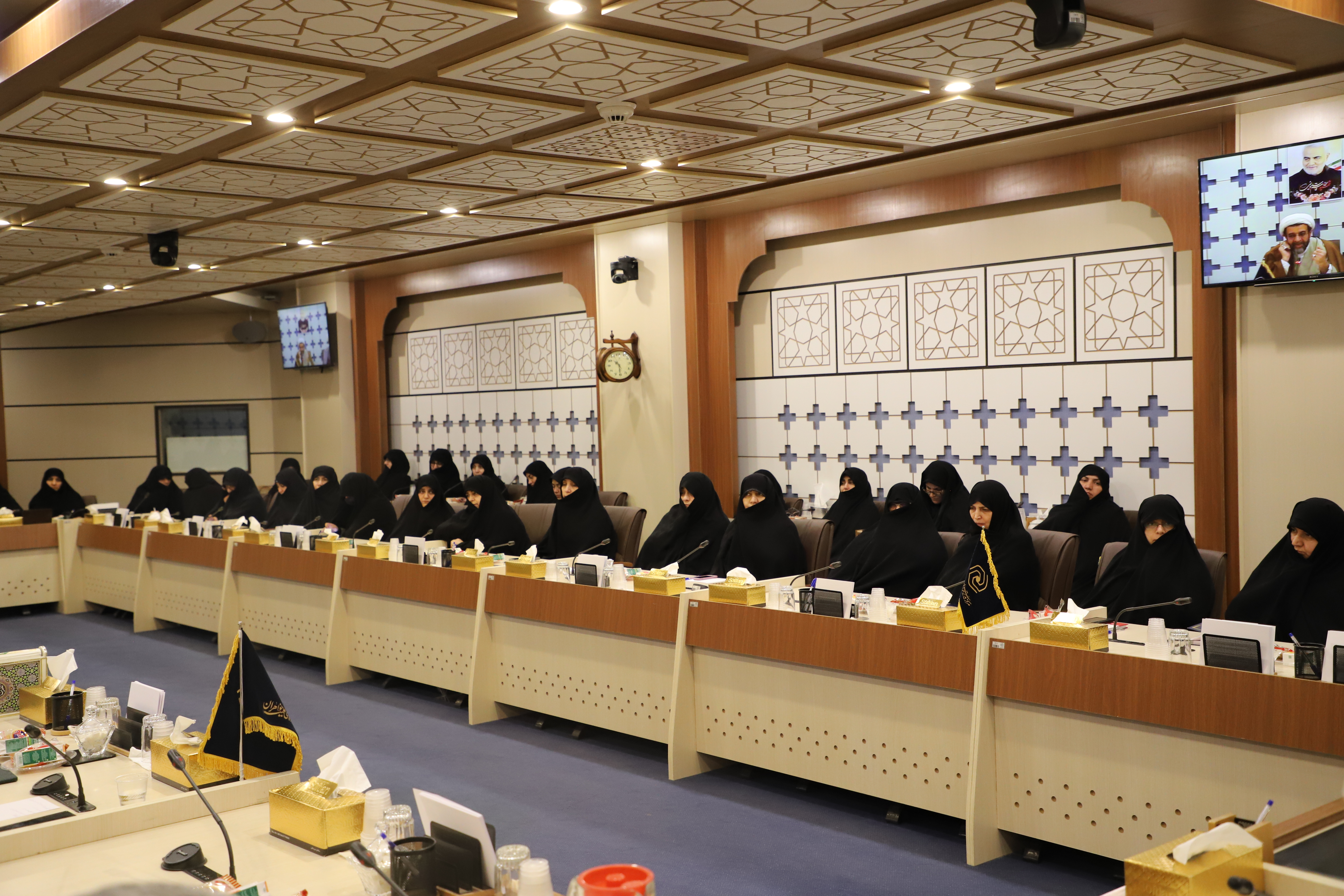 مراسم تکریم و معارفه معاون آموزش حوزههای علمیه خواهران برگزار شد/ صدرشیرازی سرپرست معاونت آموزش شد