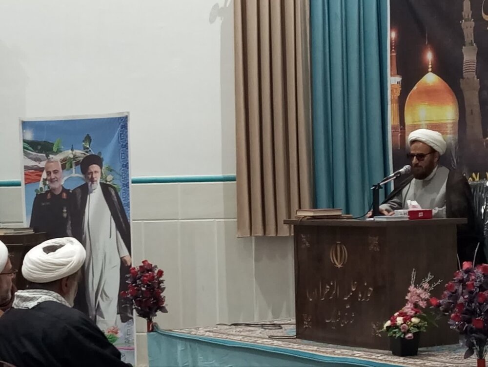 برگزاری مراسم وفات حضرت معصومه (س) در مدرسه علمیه الزهرا (س) شهر بابک