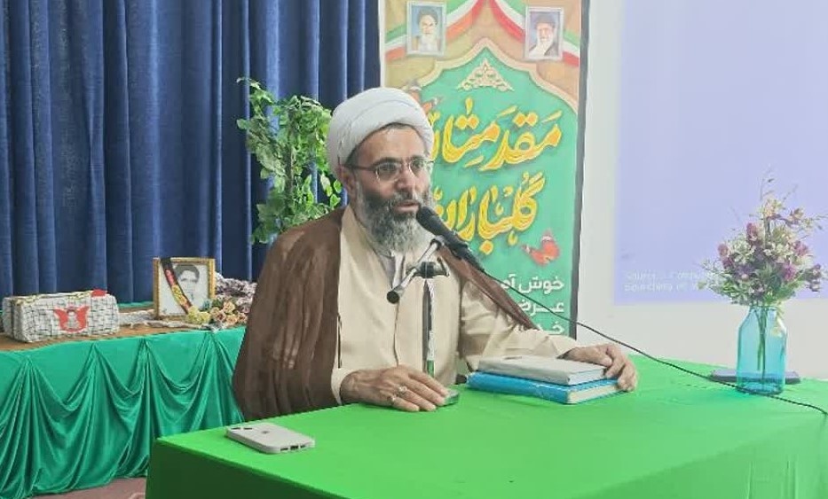 حضور در حوزه علمیه فرصتی طلایی برای رشد معنوی است