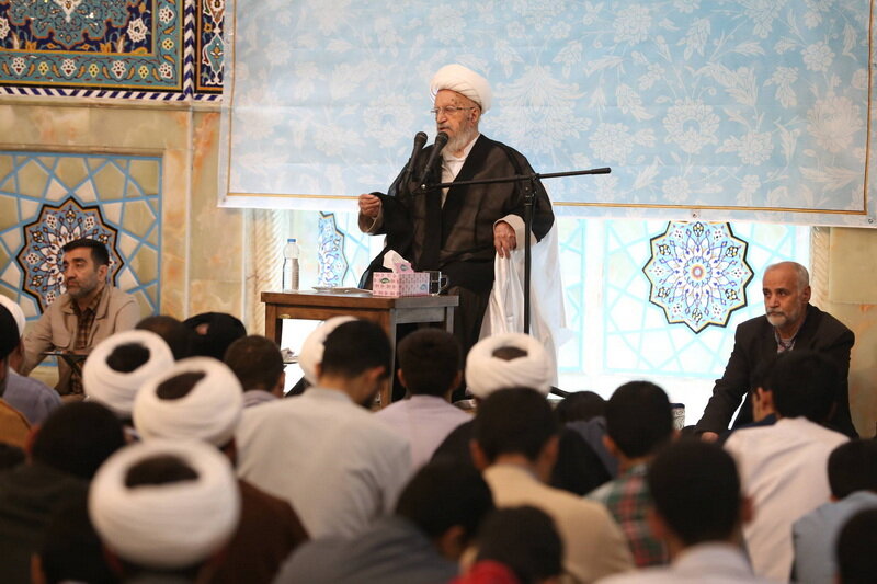 همچنان مشغول کار علمی هستم / تاکید بر استفاده حوزه علمیه از ابزارهای روز و هوش مصنوعی