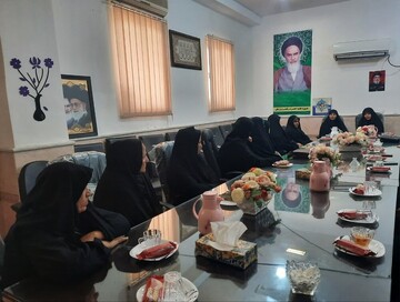 تصاویر/ هم‌اندیشی فرهنگی ویژه طلاب مدرسه علمیه خواهران برازجان