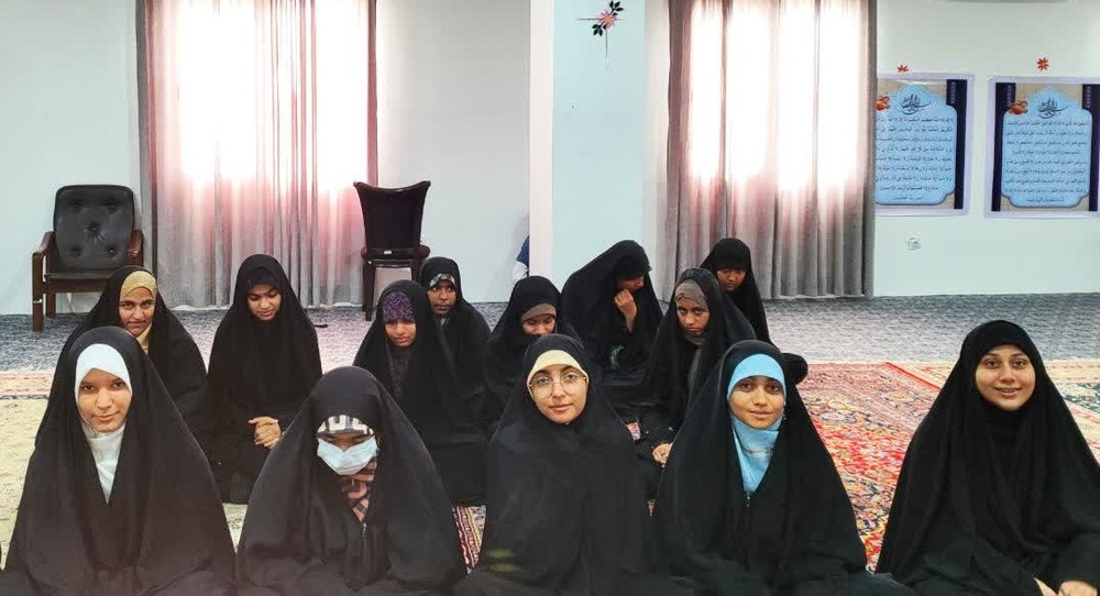 همت بلند و بهرهگیری از فرصتها؛ مسیر موفقیت طلاب در علم و معنویت