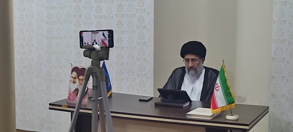 وظیفه طلاب حفظ هویت طلبگی