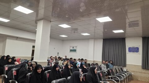 نشست گام هایی به سوی آرامش