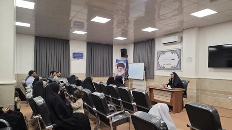 نشست گام هایی به سوی آرامش