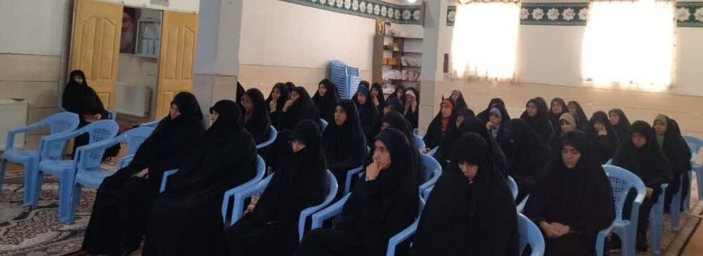 پیشرفت معنوی طلاب در گرو بکارگیری علم در جهت تبعیت از ولایت فقیه است