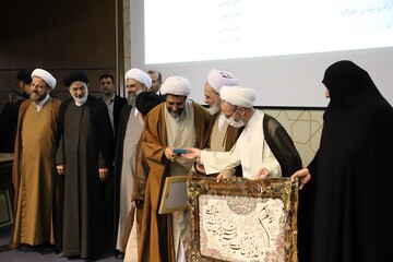 تکریم و معارفه مدیران