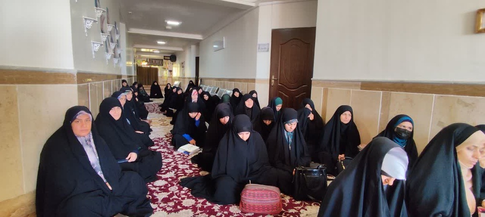 برگزاری نشستی با موضوع الگوی تکفرزندی و مصرفگرایی