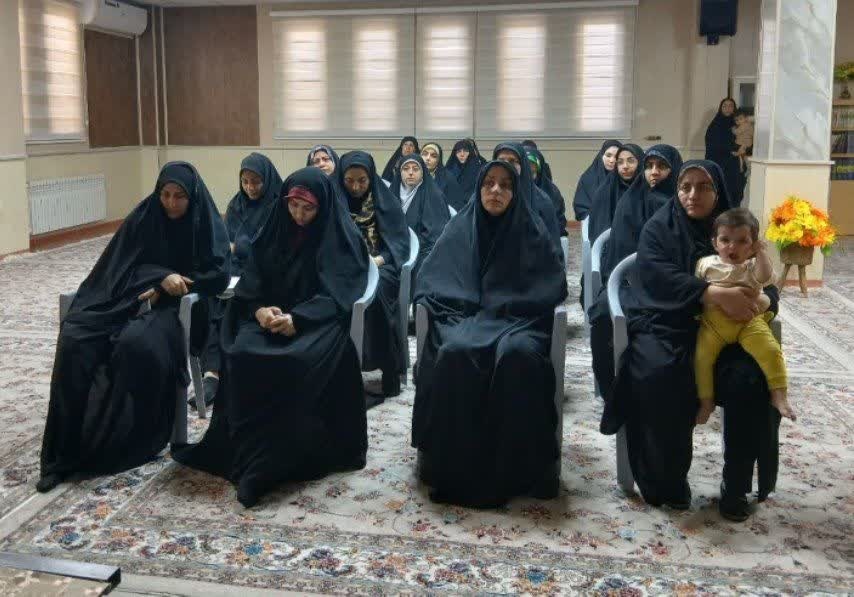 زن، انقلاب و بصیرت