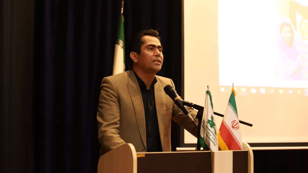 فرهنگ کتابخوانی باید از کودکی در افراد نهادینه شود