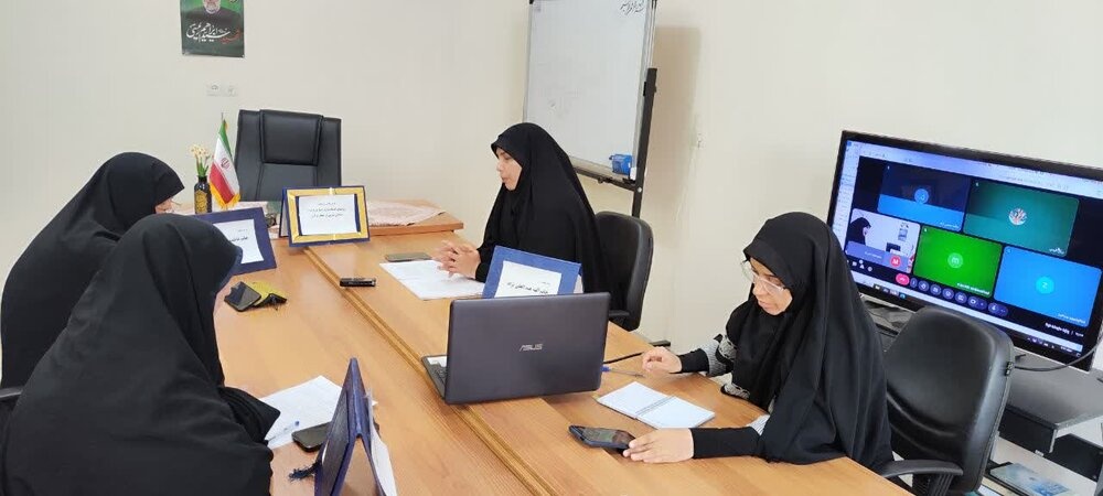 برگزاری کرسی علمی ترویجی در مدرسه علمیه کرمان