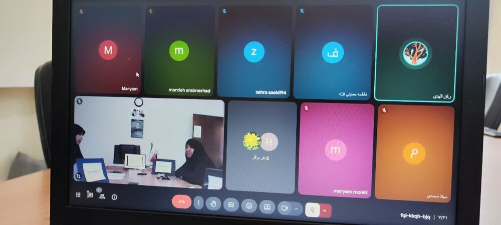 برگزاری کرسی علمی ترویجی در مدرسه علمیه کرمان 