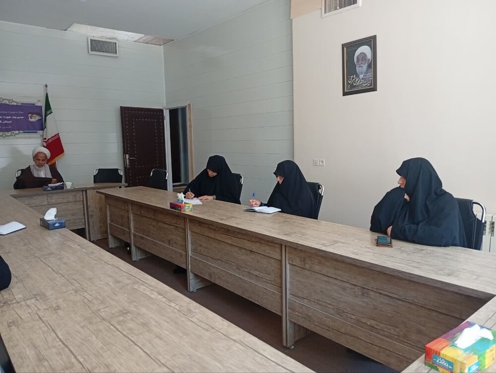 وظیفه ما در شرایط جنگ ترکیبی امیدآفرینی و روشنگری است