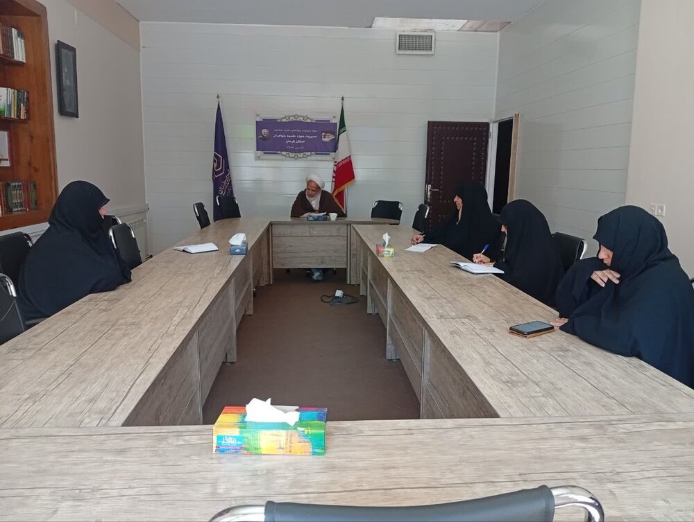 وظیفه ما در شرایط جنگ ترکیبی امیدآفرینی و روشنگری است