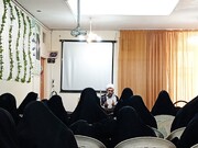 بانوان طلبه در مسیر تربیت نسل منتظر گام برمی‌دارند