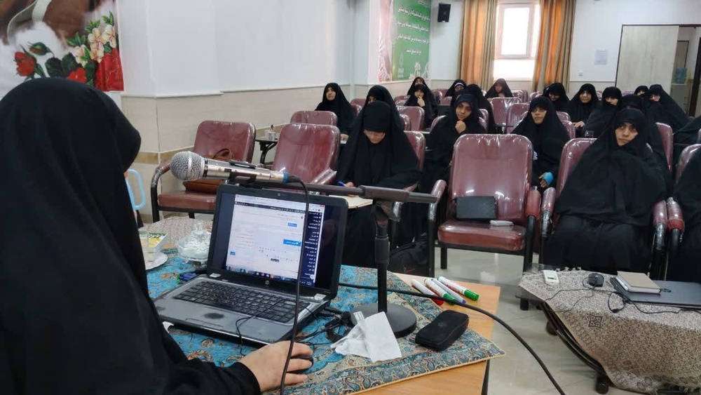 تربیت استاد تولید محتوا در فضای مجازی (سئو) در اهواز